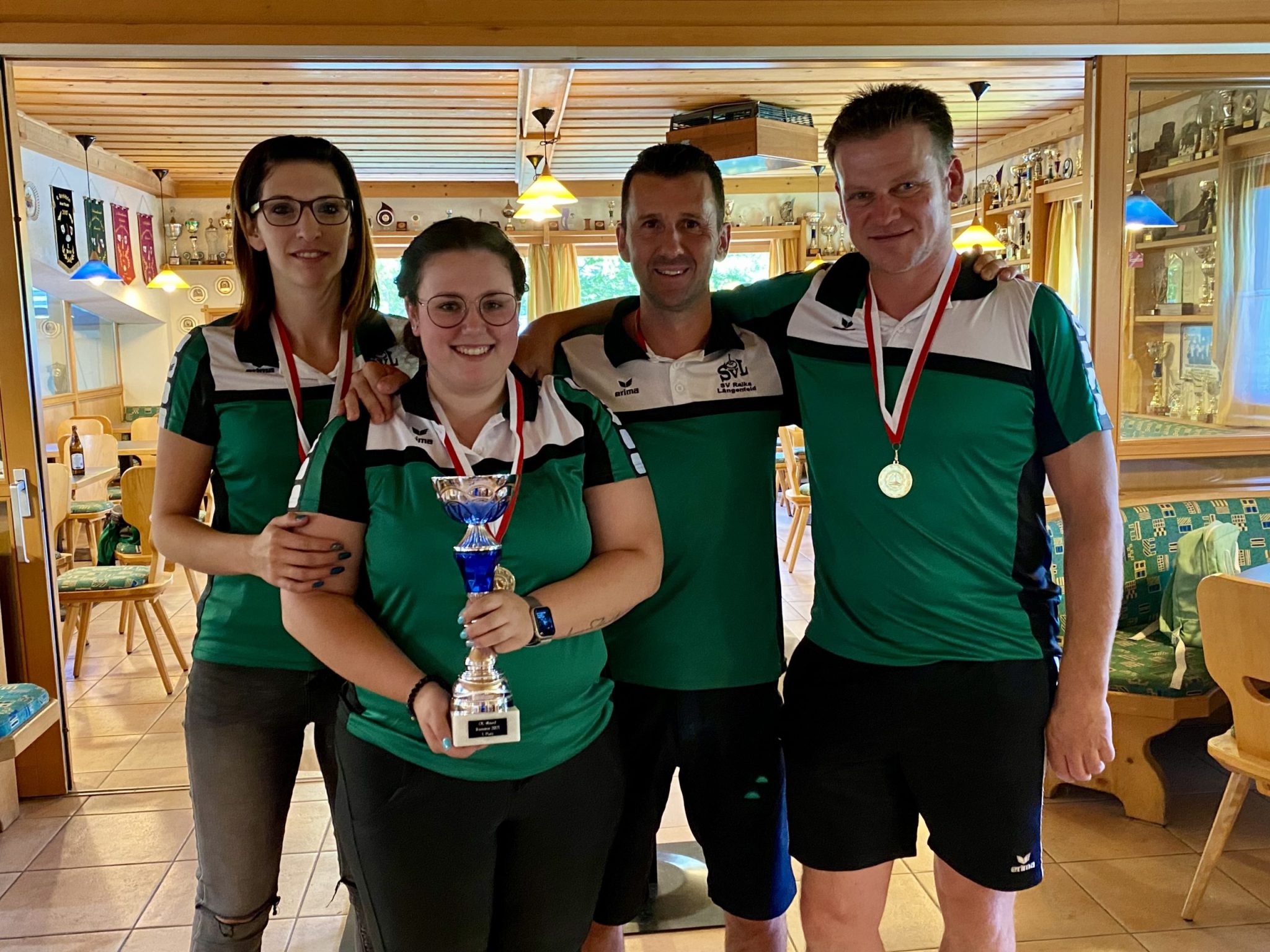 Oberliga Mixed in Steinach – SV Längenfeld, SV Breitenbach 2 und ESC Imst 1 holen Titel.